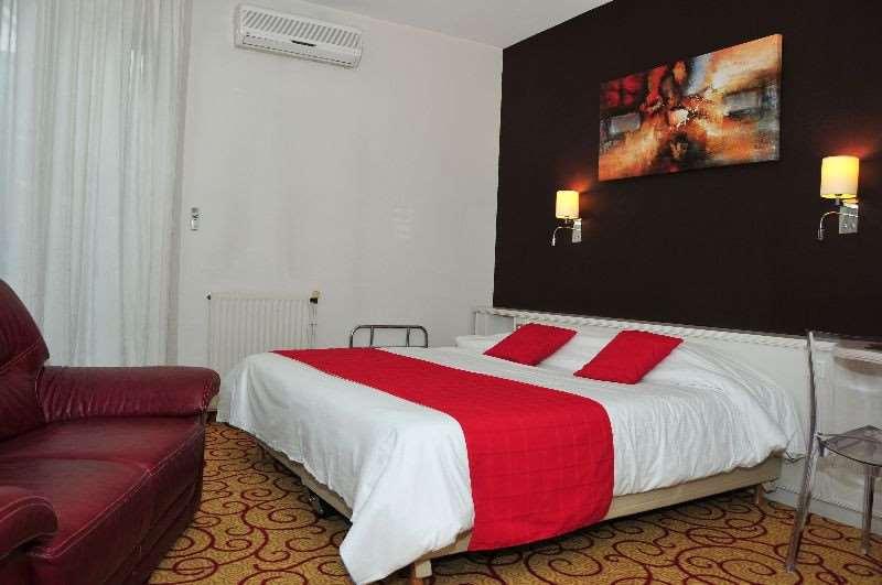Cit'Hotel Europeen Angoulême Quarto foto