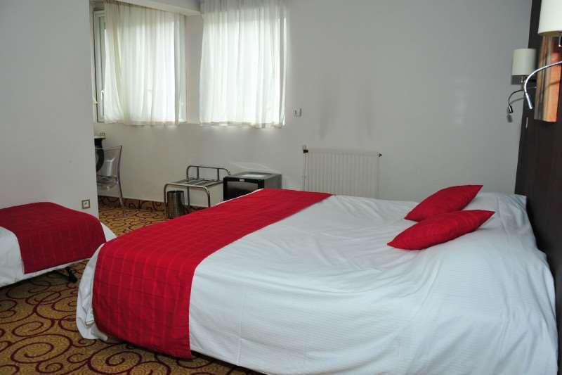 Cit'Hotel Europeen Angoulême Quarto foto