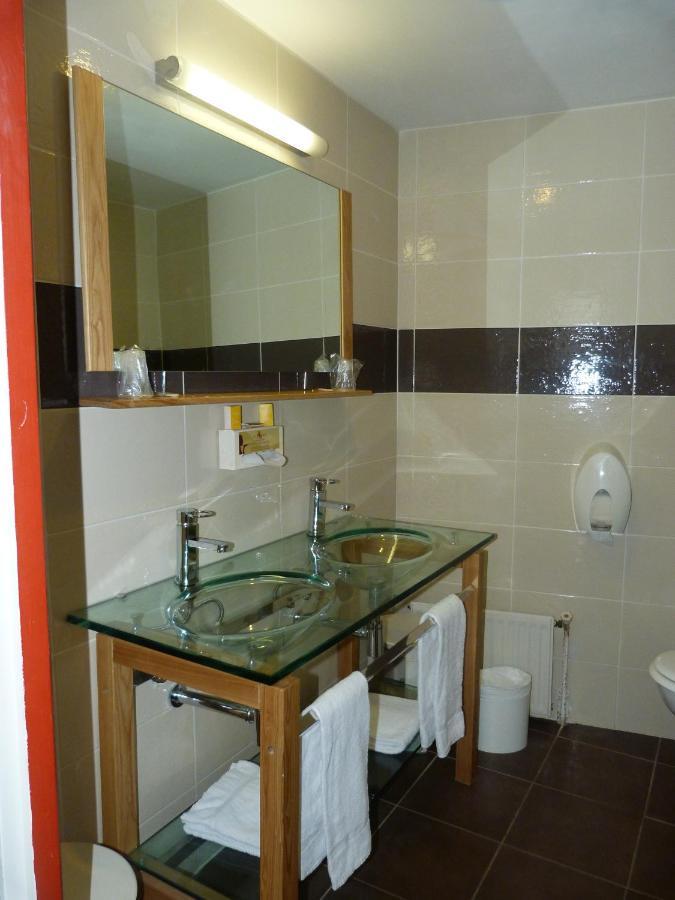 Cit'Hotel Europeen Angoulême Quarto foto